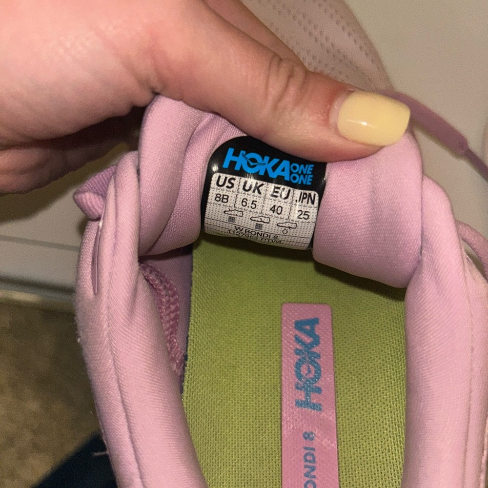 Hoka One One Bondi 8 Running Shoes - Picture 6 of 6